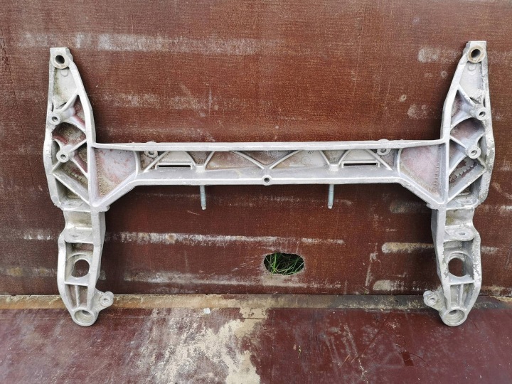 CHÂSSIS POUTRE CHÂSSIS PORSCHE BOXSER 986 911 996 99634110115