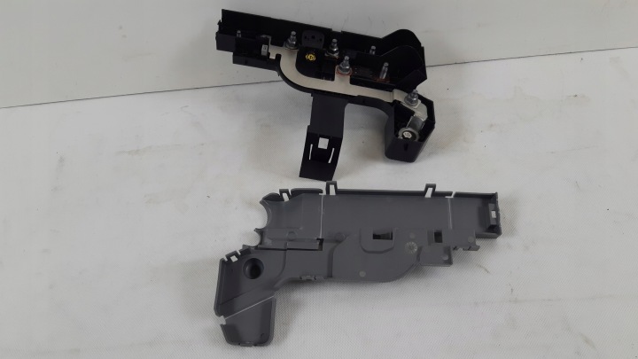 VOLVO V60 II SERRE-CÂBLE 32200086, 31473761, 32200087