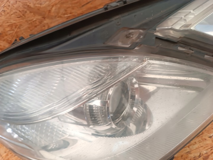 PHARE DROIT AVANT EUROPE PROJECTEUR A2128208261 MERCEDES E CLASSE W212