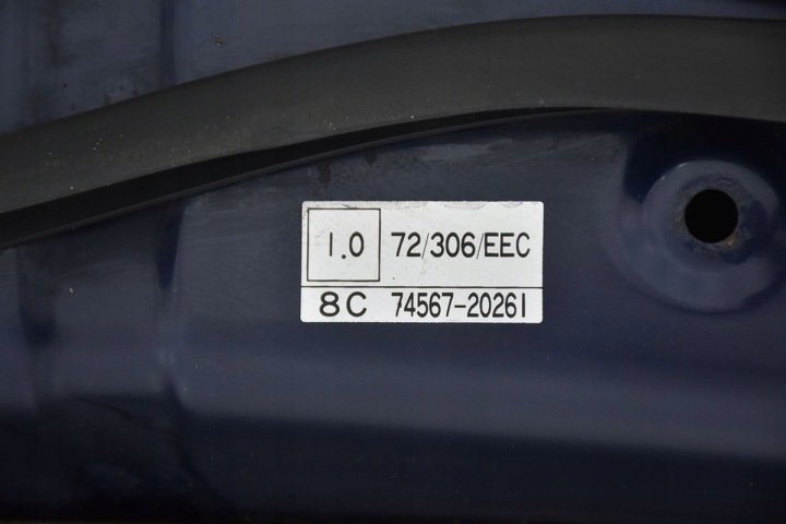CAPOT COUVERCLE MOTEUR TOYOTA COROLLA VERSO I 8B4