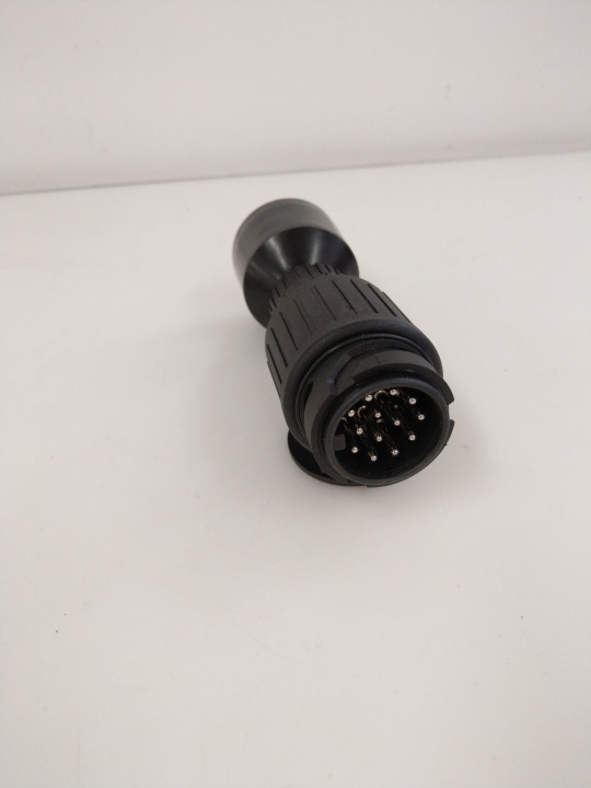 DISPOSITIF DIAGNOSTIC RACCORD REMORQUES HELLA