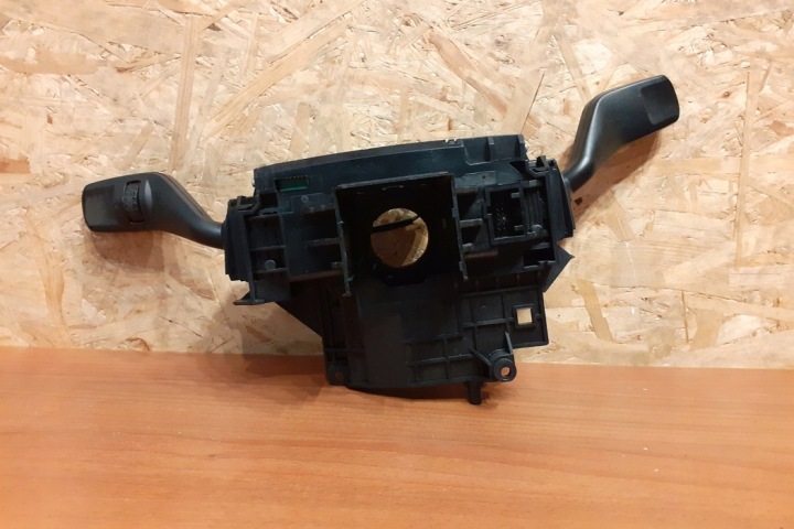 MANETTES FORD MONDEO IV (BA7) 6G9T17A553AD 2008