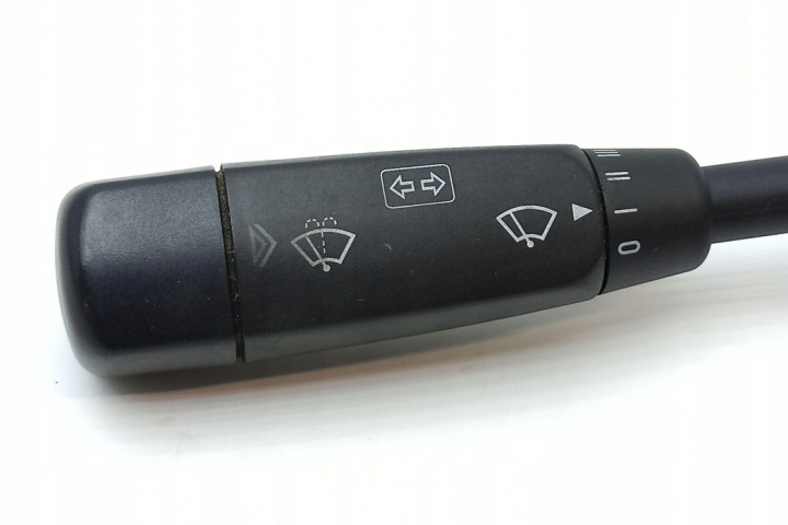 MANTEKI ESSUIE-GLACES MERCEDES-BENZ C (W203) 20354500107 2.7L DIESEL 2002