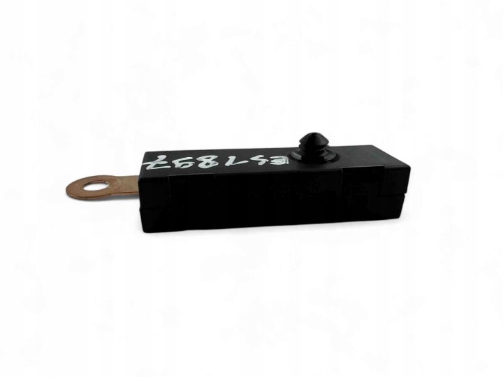 AMPLIFICATEUR D'ANTENNE MERCEDES-BENZ A (W176) A1568200089 30074073 2013