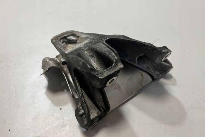 DROITE POIGNÉE MOTEUR BMW X5 (F15, F85) 6853208 3.0L DIESEL 190KW 2014