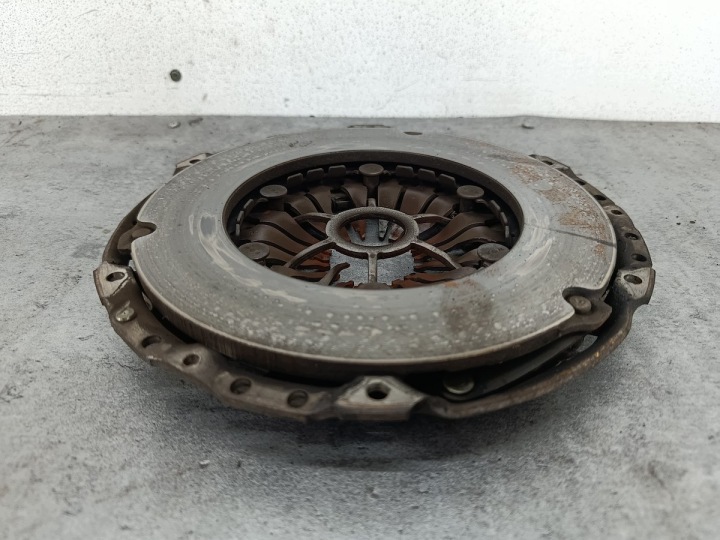 VOLANT BIMASSE COMPLET AUDI A3 8P 324035510 LUK 2.0 TDI