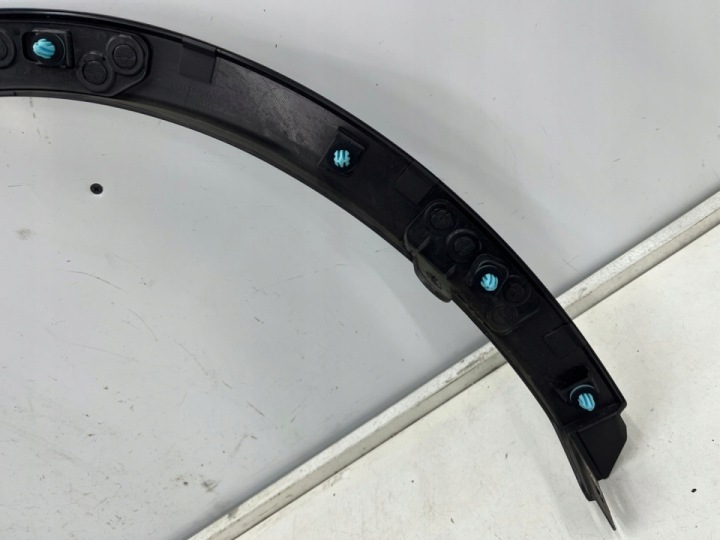 MOULURE MAZDA CX-60 CX60 22R.- DROIT AVANT RANT PASSAGE DE ROUE GARDE-BOUE REVÊTEMENT