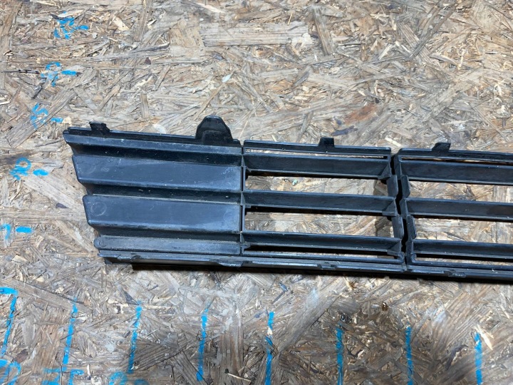 BMW 5 VI F10 F11 LIFT 13-17 CALANDRE GRILLE INFÉRIEURE PARE-CHOCS AVANT AVANT