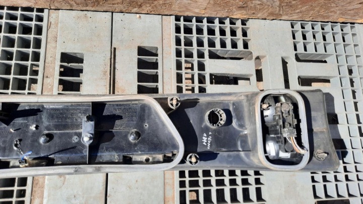 CACHE COUVERCLES DE COFFRE COUVERCLES DE COFFRE RENAULT LAGUNA I 1.8B 97R HAYON