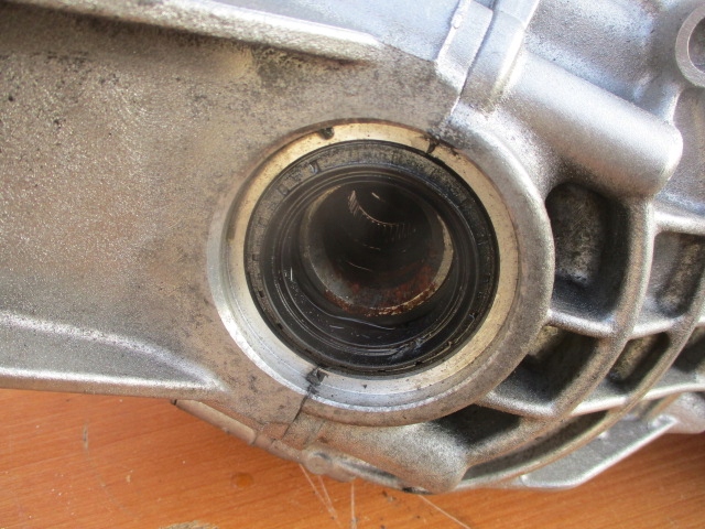 ALFA ROMEO GIULIA 2.2 JTD PONT ARRIÈRE 00552777710