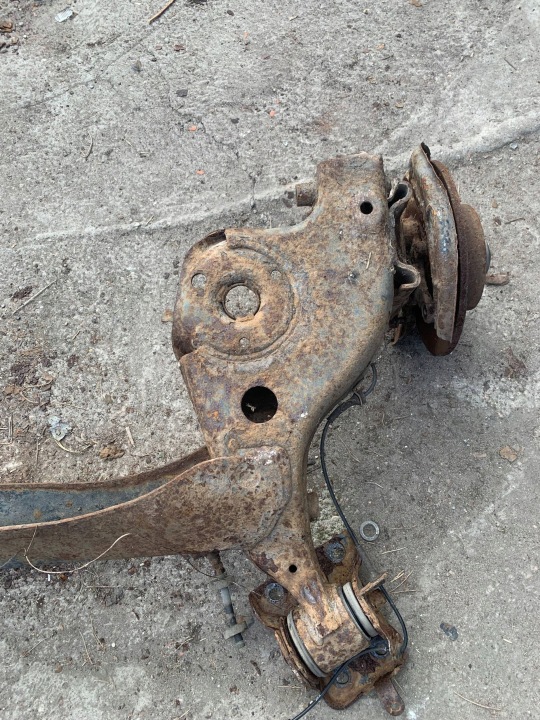 POUTRE ARRIÈRE ARRIÈRE SUSPENSIONS FIAT LINEA WWA