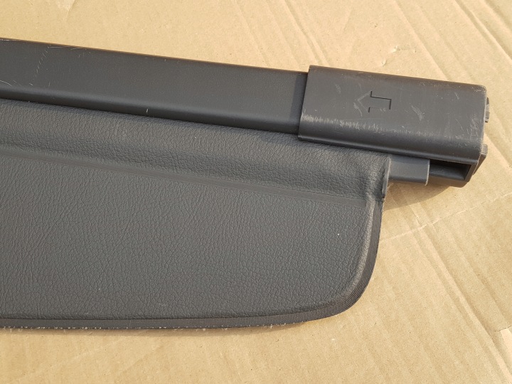 STORE COUVERCLES DE COFFRE VW TOURAN I 1 2003-2010 NOIRE FONCTIONNEL EN BON ÉTAT