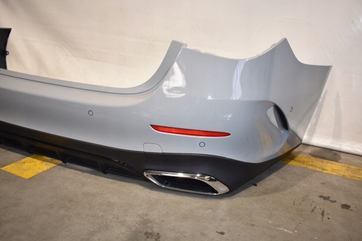 PARFAIT PARE-CHOCS ARRIÈRE ARRIÈRE 6 PDC COULEUR 956 MERCEDES W214 AMG 1