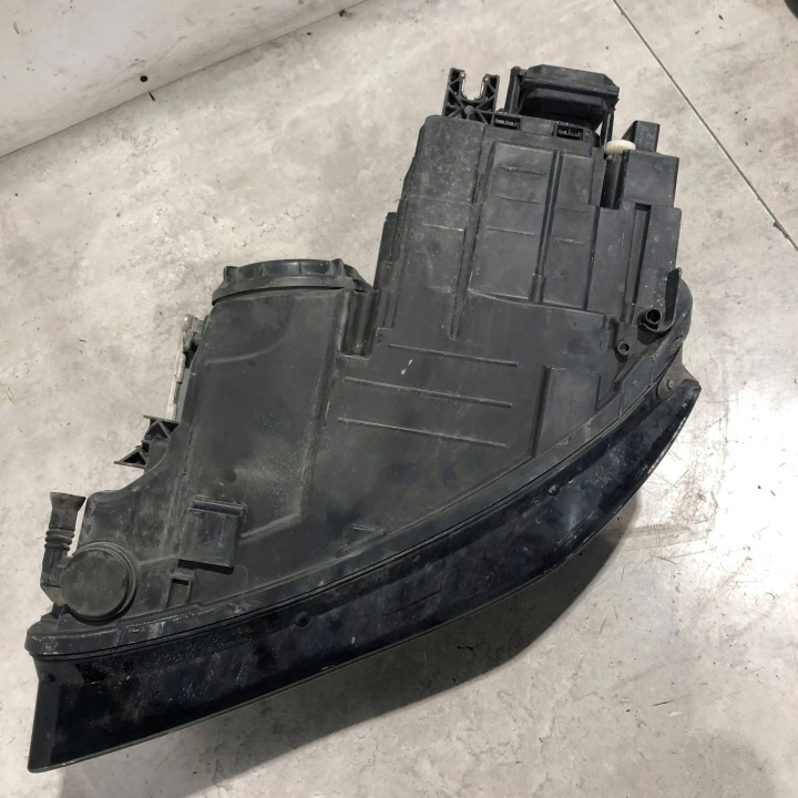 PROJECTEUR AUDI A8 S8 D4 4H 4H0941030