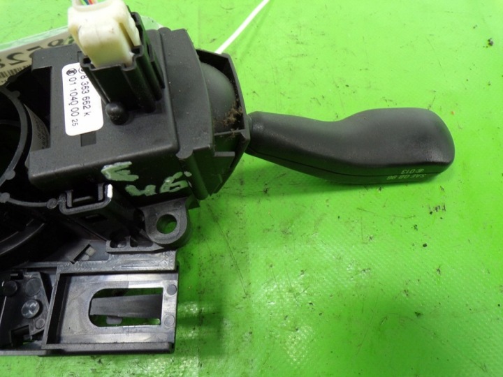 BMW E 46 COMMUTATEUR COMPOSITE MANETTES 83774879