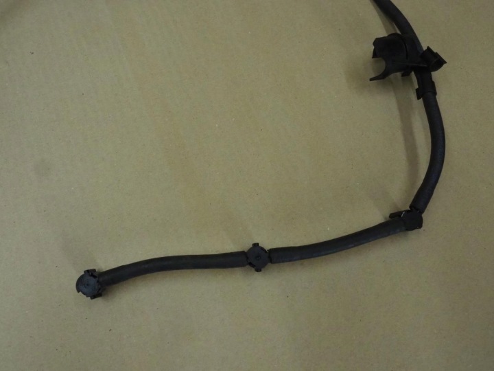 FIL CARBURANTS VIREMENT MERCEDES W207 W212 3.0 CDI 642852 A6420703395