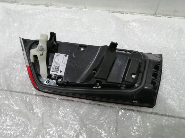 PHARE GAUCHE ARRIÈRE ARRIÈRE BMW G20 HAL 9118