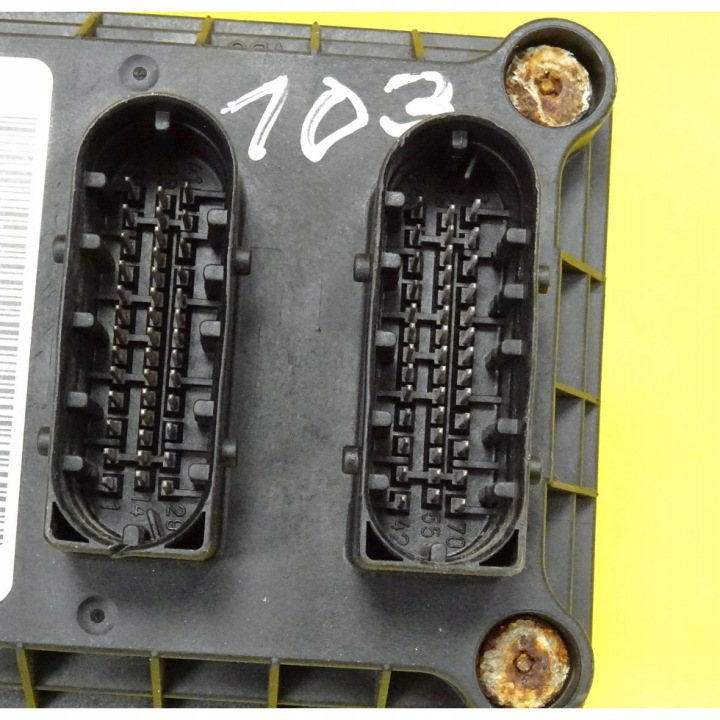 PAPILLON DES GAZ MERCEDES-BENZ VANEO W414 1.6 ESSENCE A1661412825 NR116