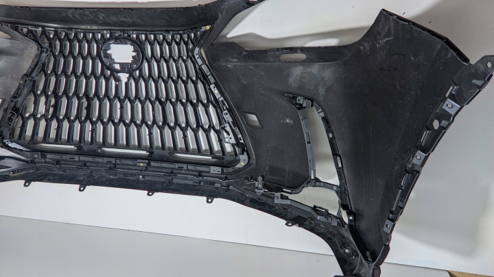 PARE-CHOCS AVANT LEXUS NX II 2021-