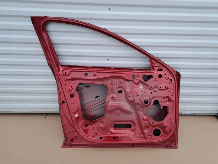 PORTES AVANT GAUCHE MAZDA 3 IV BP HAYON BERLINE COMPACTE BDMT59010