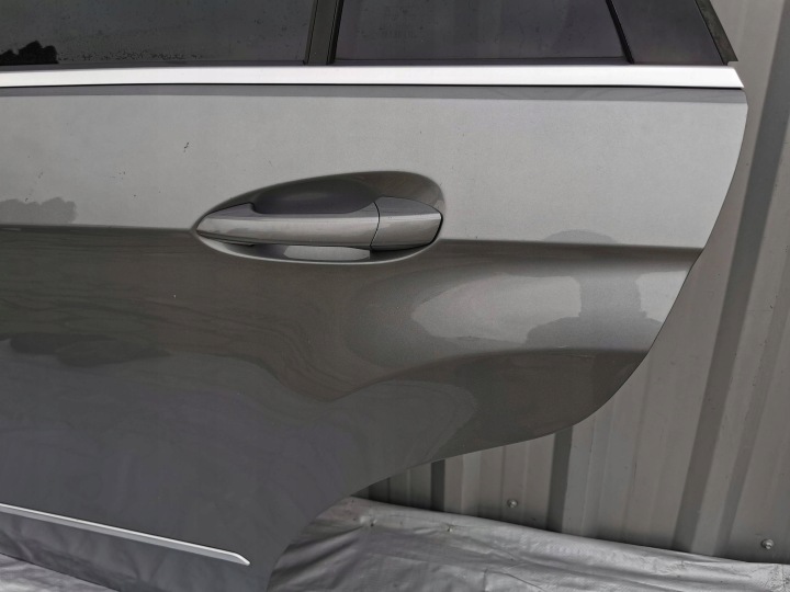 MERCEDES E-KLASA W212 UNIVERSEL PORTES ARRIÈRE GAUCHE ARRIÈRE B.LADNE A2127320310