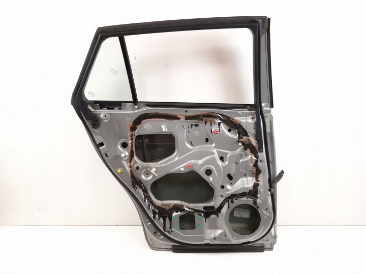 2011 TOYOTA PRIUS (XW30) PORTES AVANT SUR