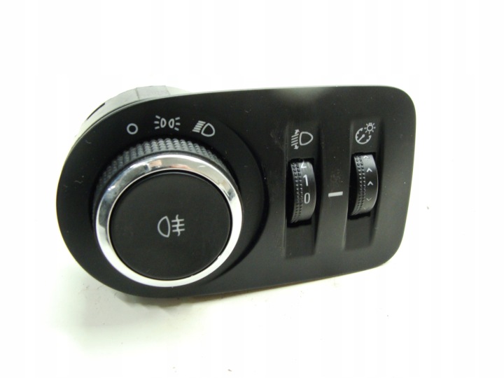 PANNEAU COMMANDE FEUX 13310330 OPEL CORSA D