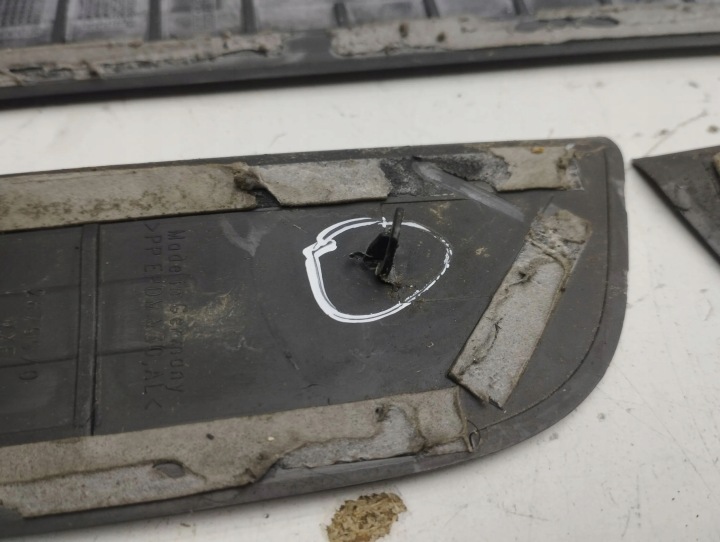 AUDI A7 S7 4G 2013 KIT REVÊTEMENTS SEUILS 4G8853375