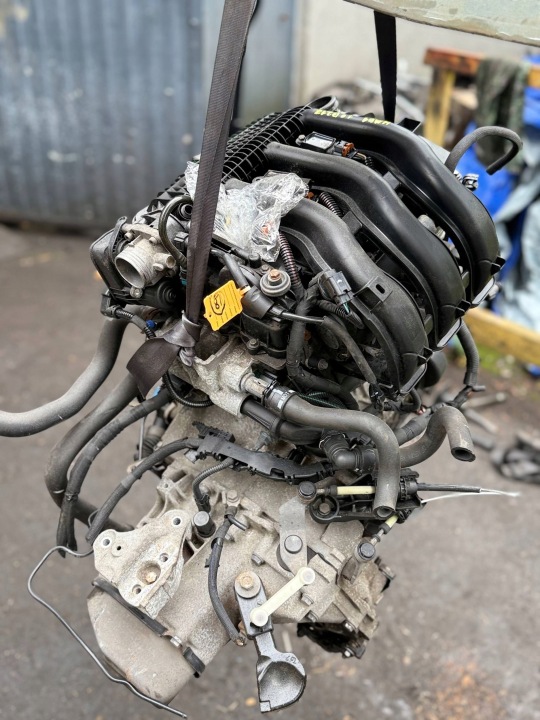 PEUGEOT/CITROEN HM01 10B217 PSA HM01 10B217 PSA DV6C 1.2 VTI ESSENCE MOTEUR