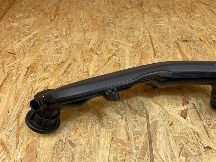 ADMISSION CONDUIT D'AIR TUYAU FIL AIR VW SKODA SEAT AUDI 05E145674G