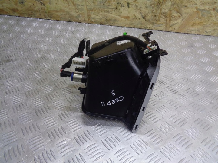 ÉTAGÈRE BOÎTE À GANTS CONSOLES CENTRAL KIA CEED 2 II 2012- 84631-A2000 93310-A2000