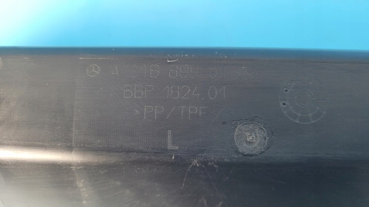 MERCEDES W218 CLS 350 15R INSONORISATION PROTECTION GARDE-BOUE GAUCHE A2188890125