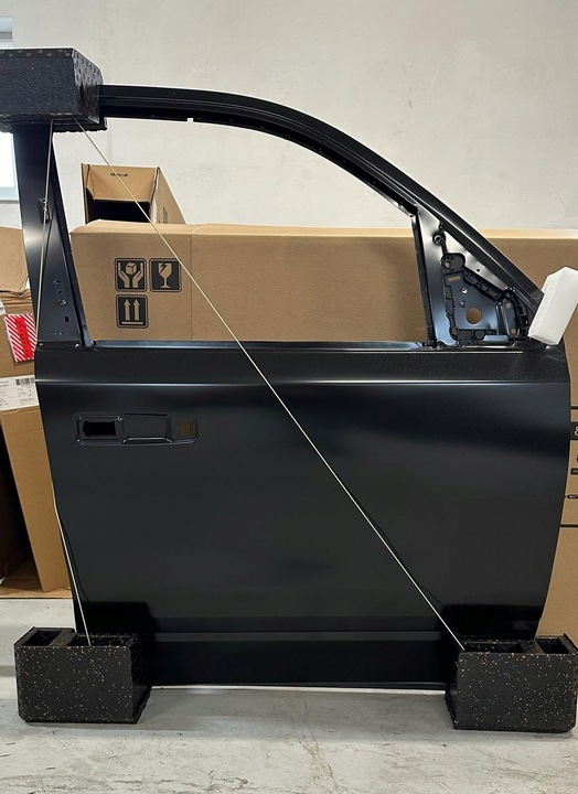 DE PUERTA PARTE DELANTERA DERECHA DODGE OE RAM DT 2019-> 68292434AN 