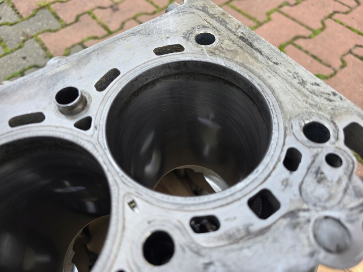 MOTEUR BLOC BMW F30 F32 F07 F10 F01 X5 F15 F25 3.0D N57D30B 313KM 7823013