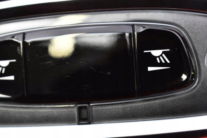 AMPOULE ÉCLAIRAGE INTÉRIEUR ARRIÈRE 31694120 VOLVO V60 2 II UNIVERSEL 18-21