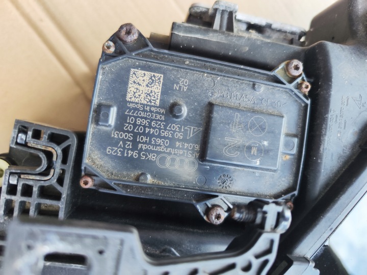 PHARE XÉNON DIRECTIONNELLE COMPLÈTE DROITE AUDI RS5 8T LIFT