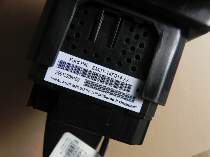 FORD AVEC ENSEMBLE MAXIMAL MK2 GALAXY 4 MK4 2016- CENDRIER PRISE USB AUX SD