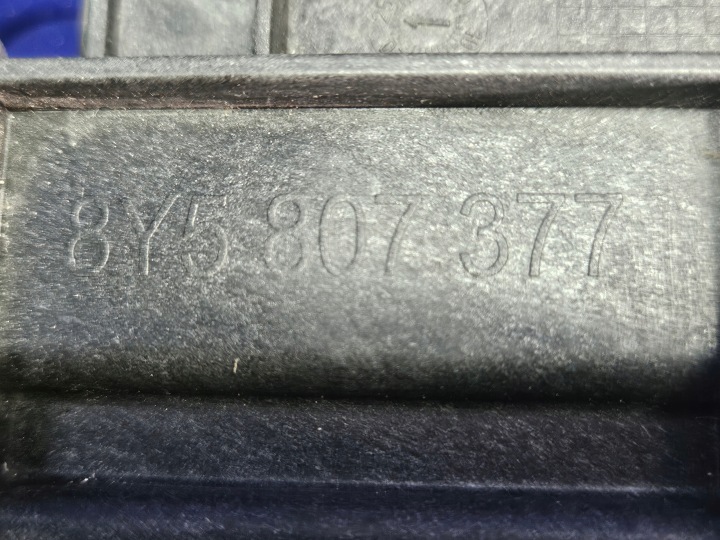 AUDI A3 8Y BERLINE COMPLET GAUCHE GLISSIÈRE PARE-CHOCS ARRIÈRE ORIGINAL 8Y5807377