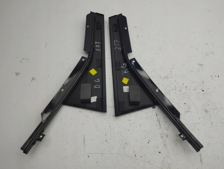 VOLVO XC60 2011 MOULURE VITRES ARRIÈRE 31299910