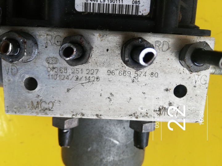 PEUGEOT 308 POMPE ABS MODULE 0265951420 9675528580