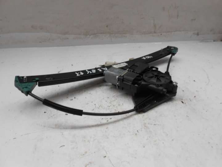 AUDI A3 8Y MÉCANISME ÉLÉVATEUR VITRES DROIT ARRIÈRE 8Y0839462