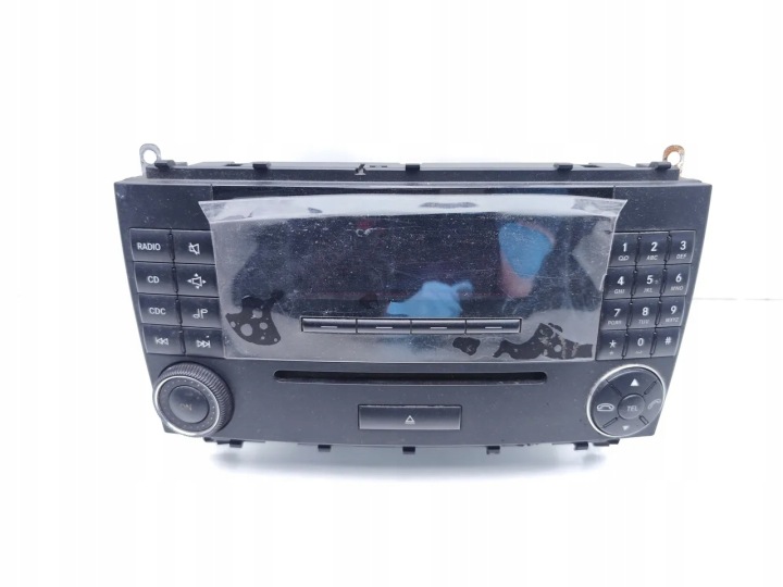 MERCEDES-BENZ CLK RADIO CD PLAYER. 2008 COUPÉ 2/3DR A2098206589 (05-09)
