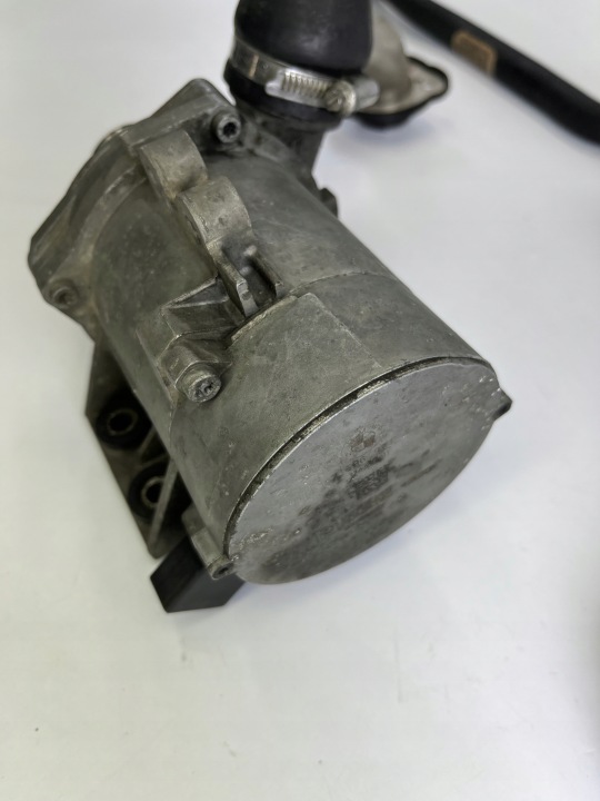 POMPE À EAU ÉLECTRIQUE BMW E60 E90 N52 N53 7586924
