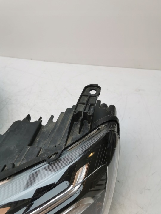 DACIA DUSTER 2 II LIFT LED PHARES AVANT GAUCHE DROITE