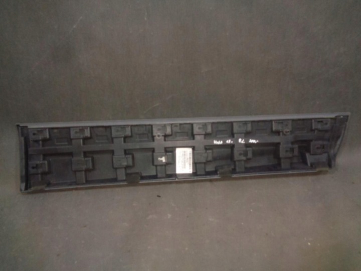 FORD KUGA MK2 VIGNALE MOULURE PORTES GAUCHE AVANT