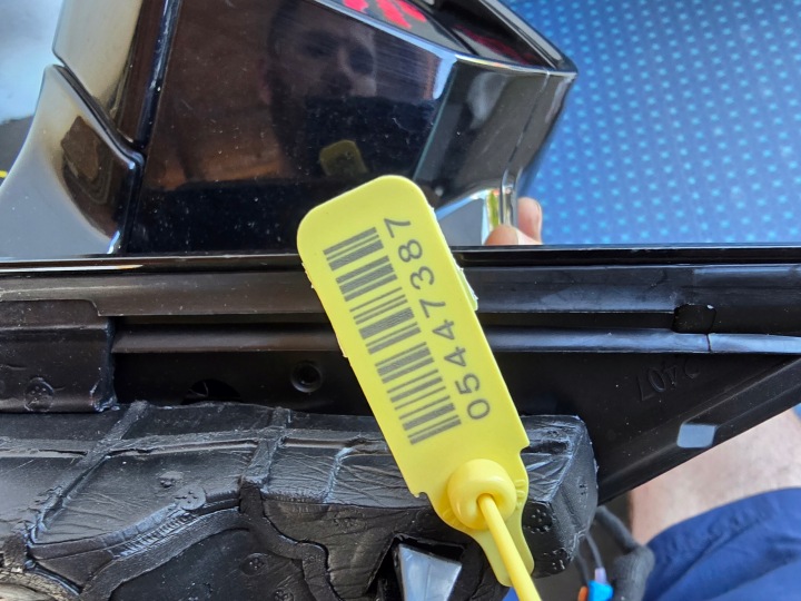 RÉTROVISEUR PORTES GAUCHE BMW 7 G70 ASSISTANT CAMÉRA 17 GOUPILLE KIT
