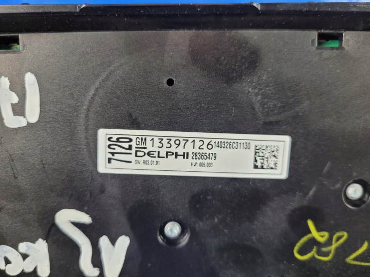 OPEL-CZESCI ASTRA J PANNEAU COMMUTATEUR RADIO CD600 13397126