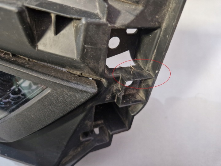 PHARES ANTIBROUILLARD LED FJD GAUCHE VW POLO 6 2G0941661
