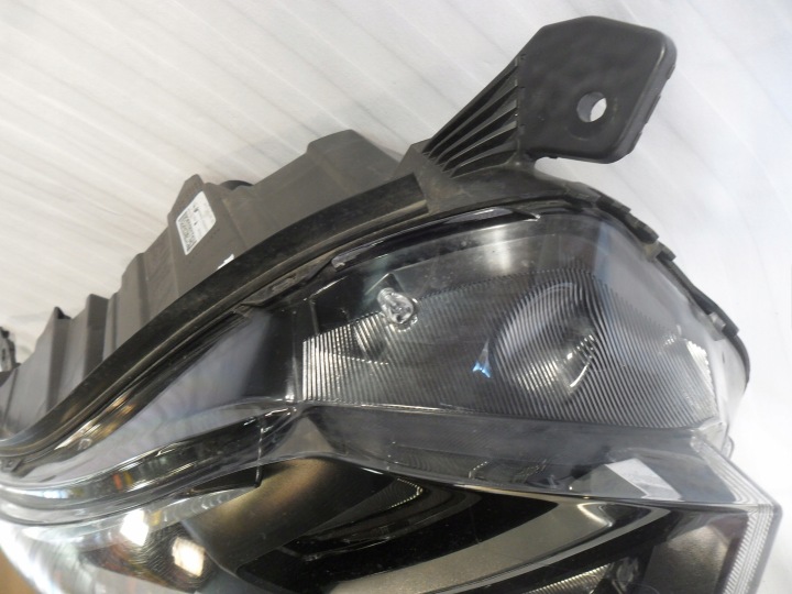 OPEL VIVARO III CITROEN JUMPY XÉNON PHARE DROITE 2016- 9832836480-00