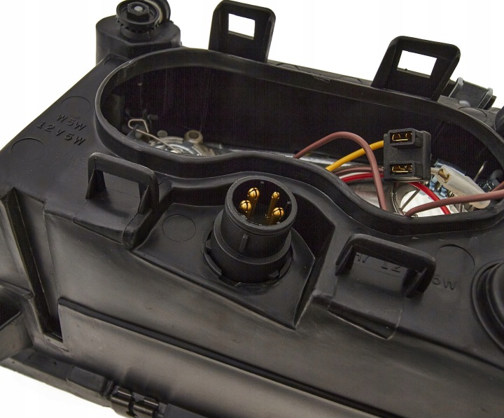 PHARE AVANT VERS AUDI A3 8L 1996-1999 8L0941030 DROITE